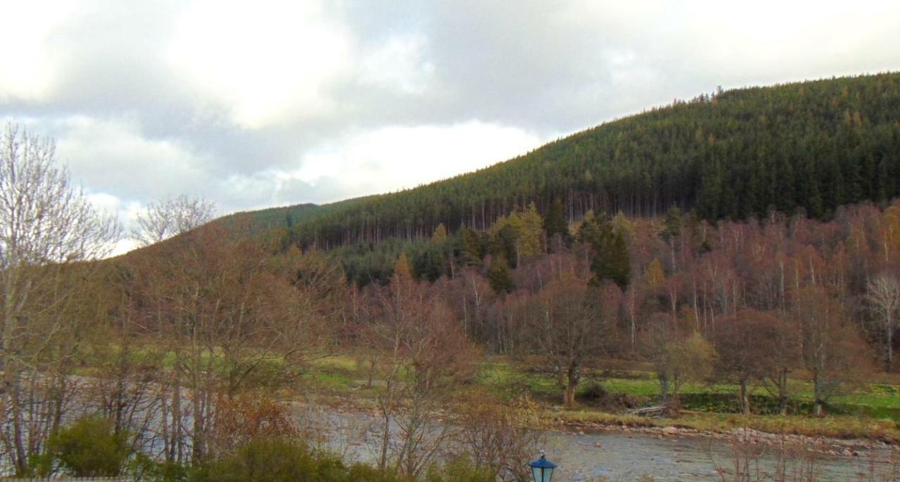 Montclaire Apartamento Ballater Exterior foto