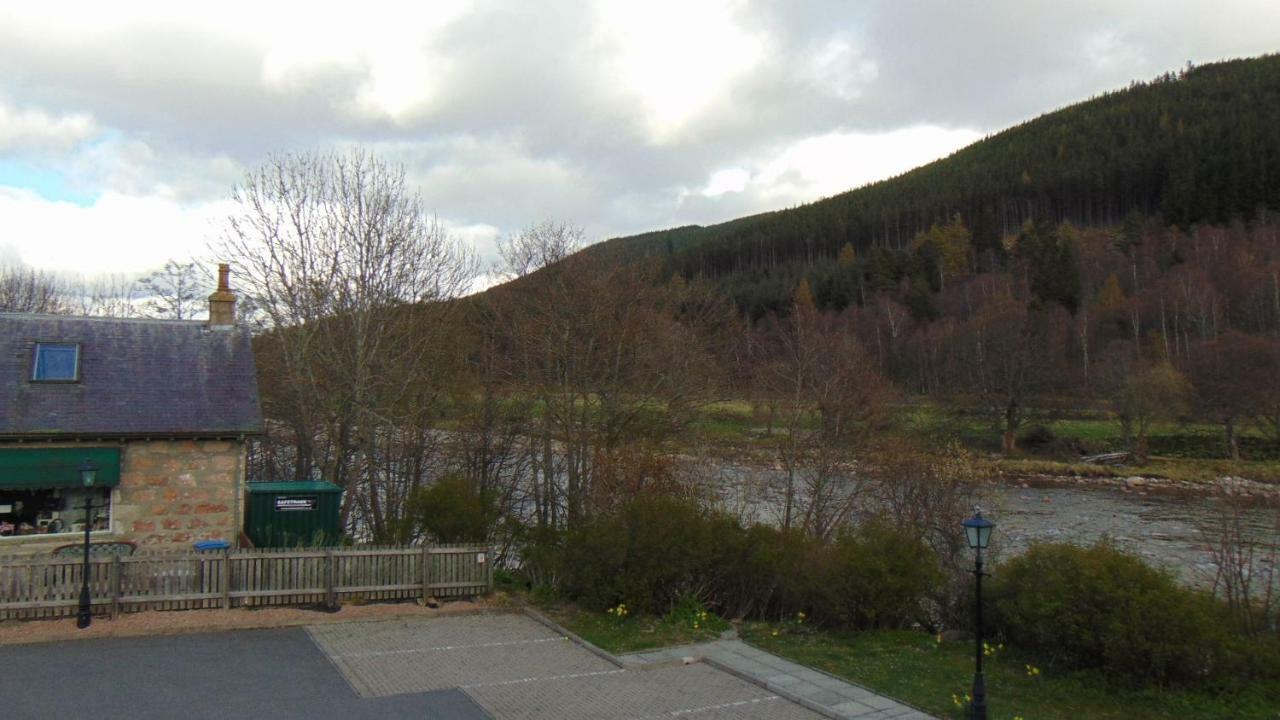 Montclaire Apartamento Ballater Exterior foto